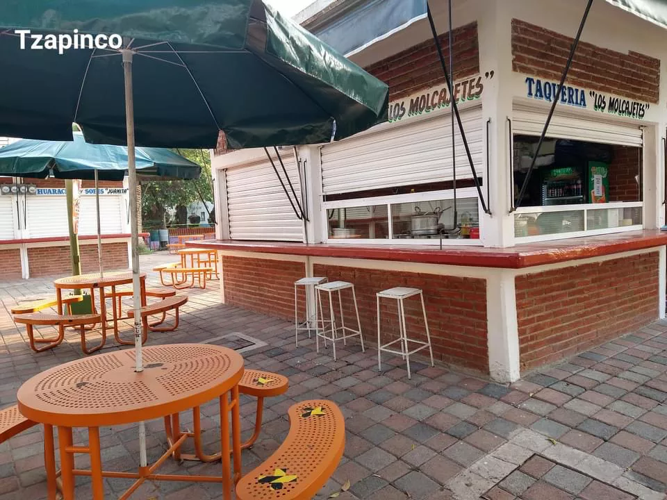 61361265-BA19-4E88-B483-E3D97DB0B86C