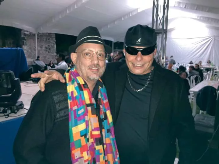 6E16610D-AA9E-4649-A2B8-07904408C037