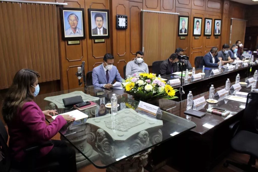 D4B6385C-7F2F-4616-94B8-4CC54CC4DB61