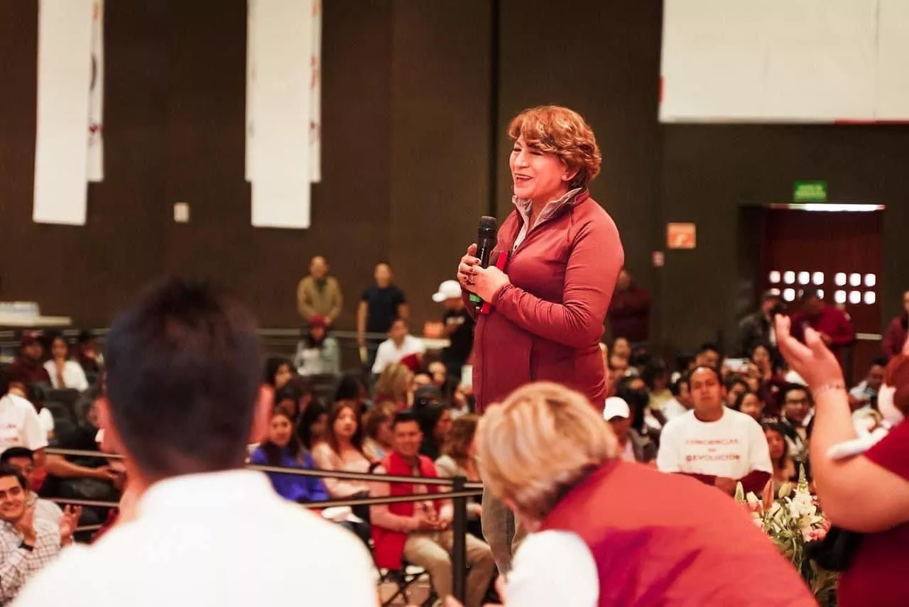 7890CDEE-1803-4B0B-A32C-36CFB9E953E0