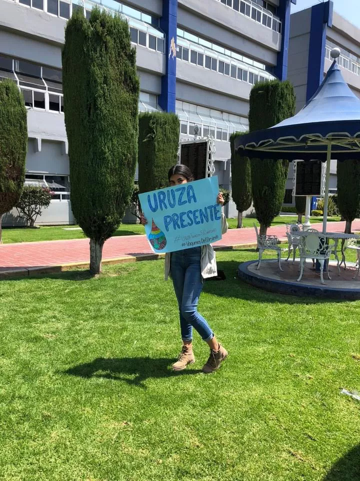 2138D554-0D0E-44C4-8A79-09BB0466A5CA