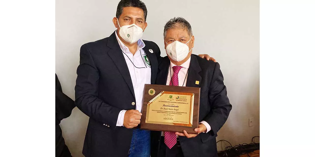 DC59ADDB-B191-411A-AF86-83D44C2D222A