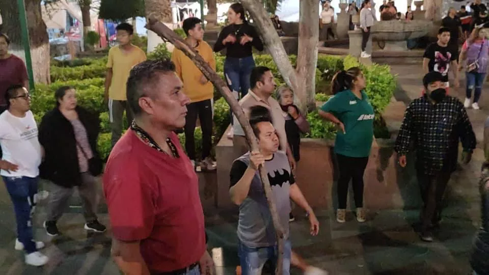 60984EF2-B831-4692-AA7D-2B8A4AC9EA55