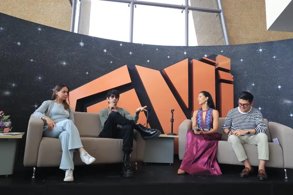 06CB84C5-E0C8-4C8E-A57B-E7ABD3F87760