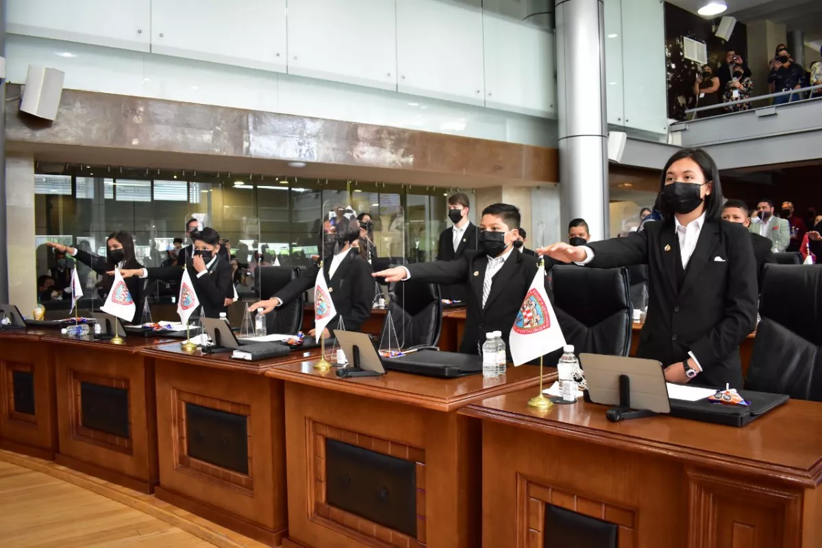 0C2E0D5D-719B-4B49-8FFB-D956F25CB6CC