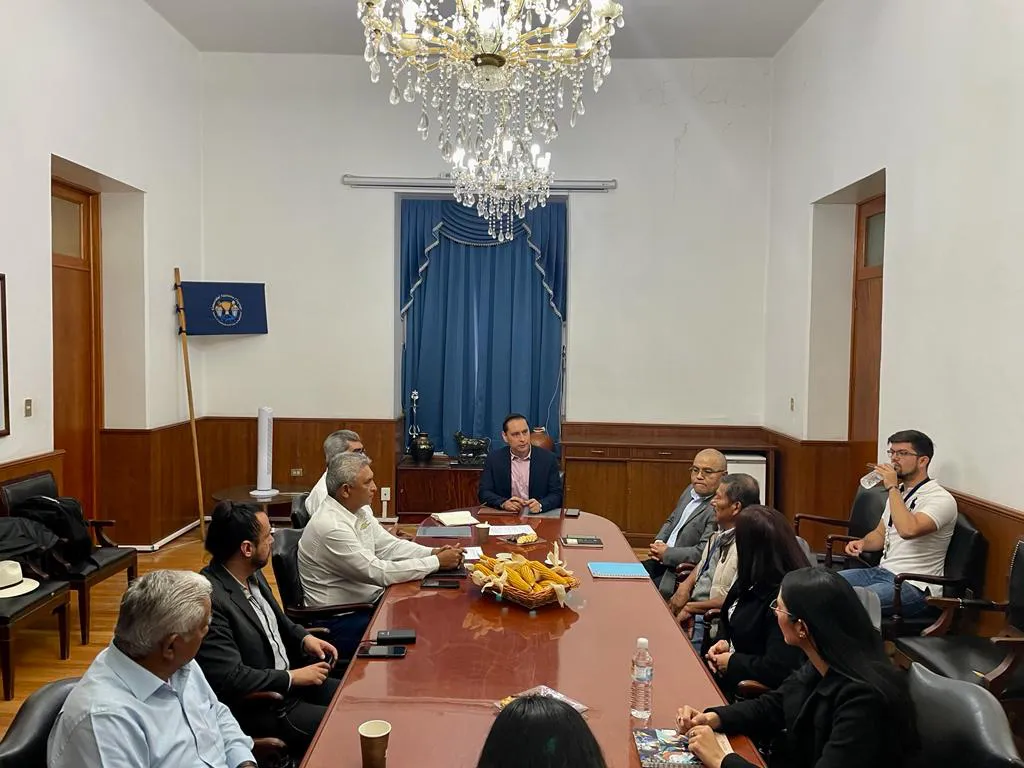 D6772533-12B9-4285-863B-2605E131252D