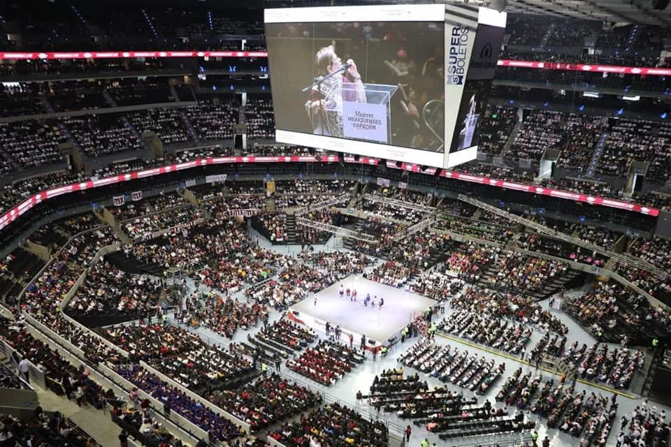 EDD035DE-314B-4FC4-AB34-936C55D07053