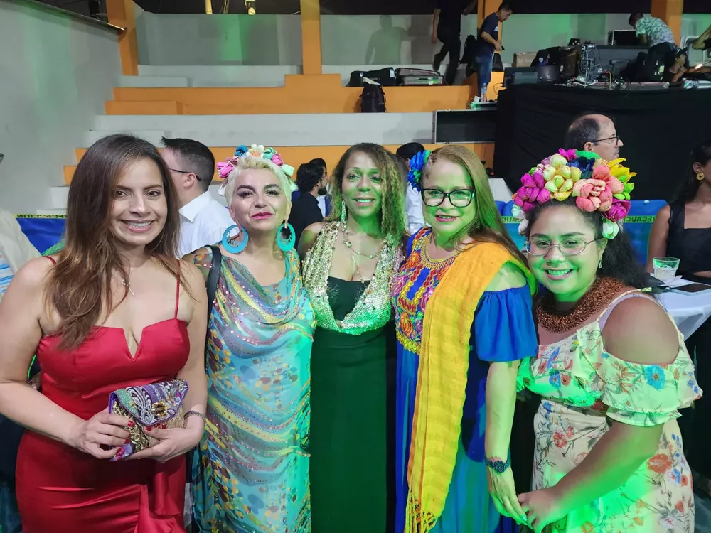 4A89385B-FE47-4451-A929-FAE6FF1CF8B3