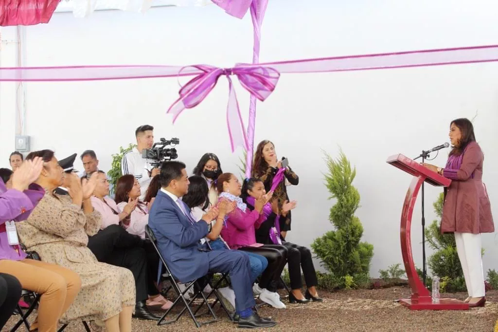 E1F7D0D3-F62B-4E22-BD2F-081E65346BDF