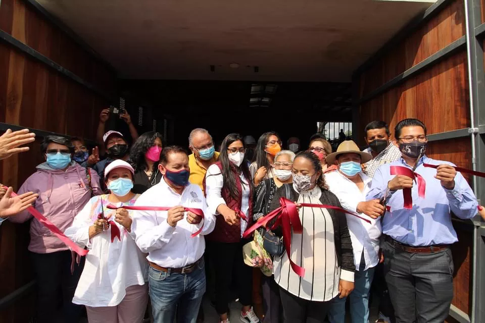 81733BAA-6FA9-4D2B-8EAB-7A83307D7DF6