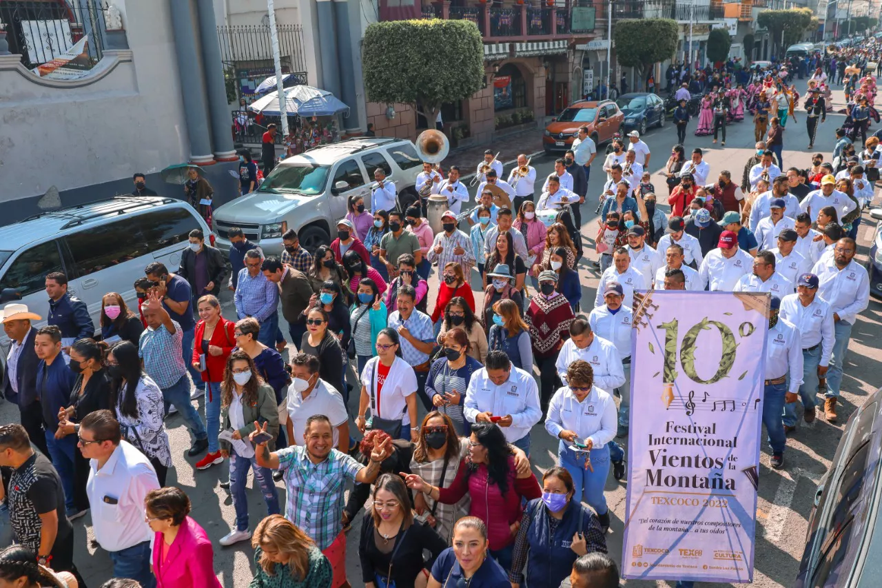 C80140DB-8D48-40E2-A3A7-E898F50911A1