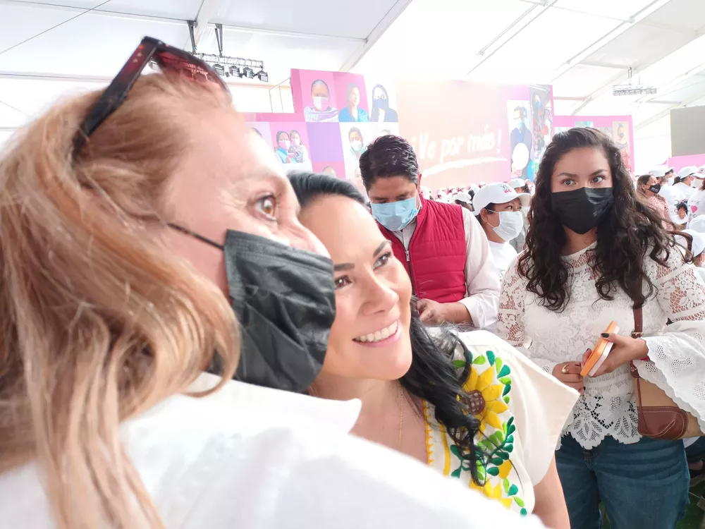 F6E2B0D1-1F3B-4DED-89CB-C8205FD6D4FF