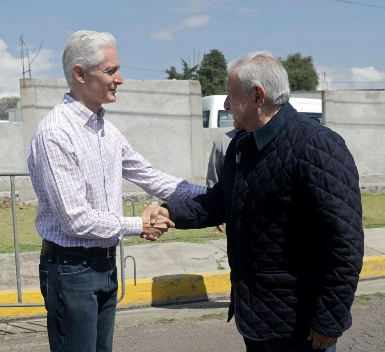 DF2E272D-D4DF-4CC1-BCFD-56418007B79F