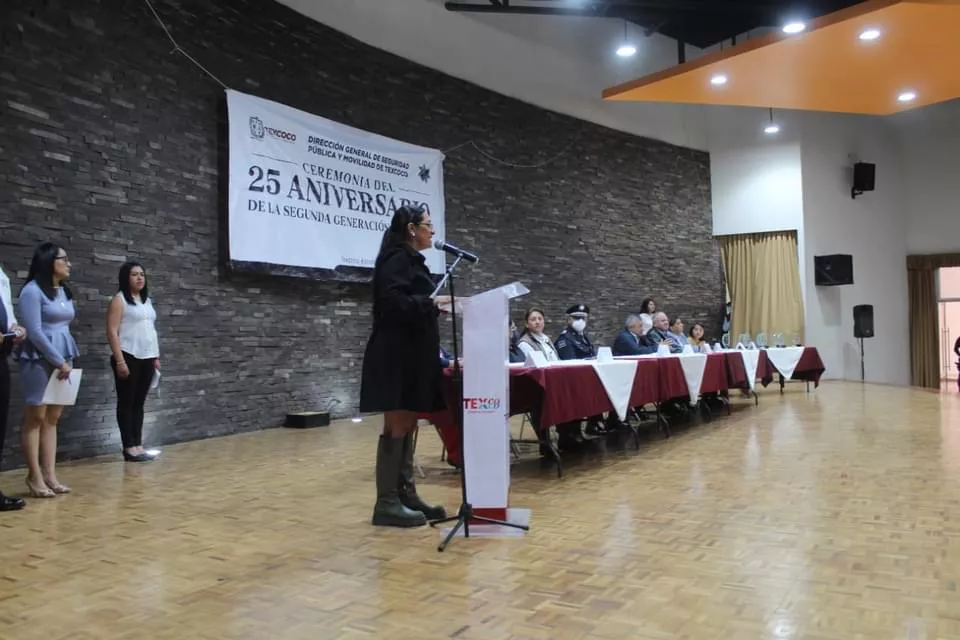 393BBA63-E3EB-400D-93FB-A508277D5BD7