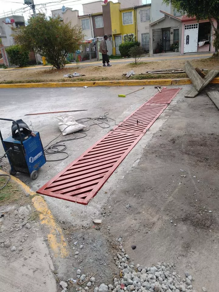 95A4FBCA-B83A-4708-AEB0-D72A4874D702