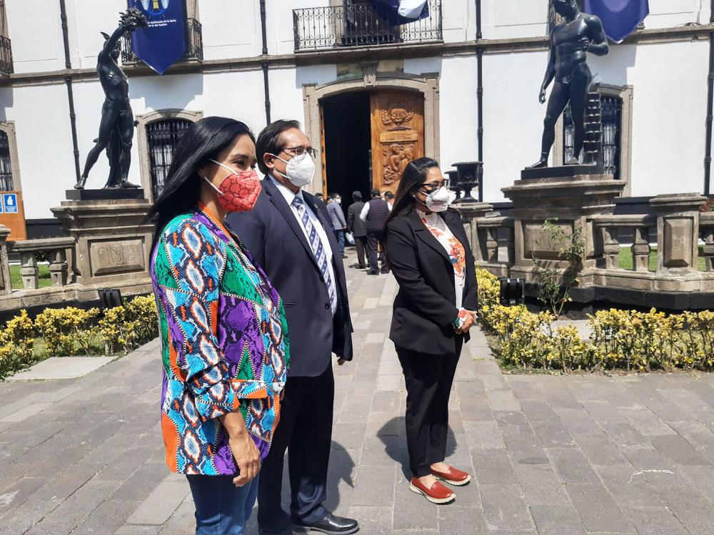 42BF4066-2D26-4D74-AF23-4A4E14A68ECD