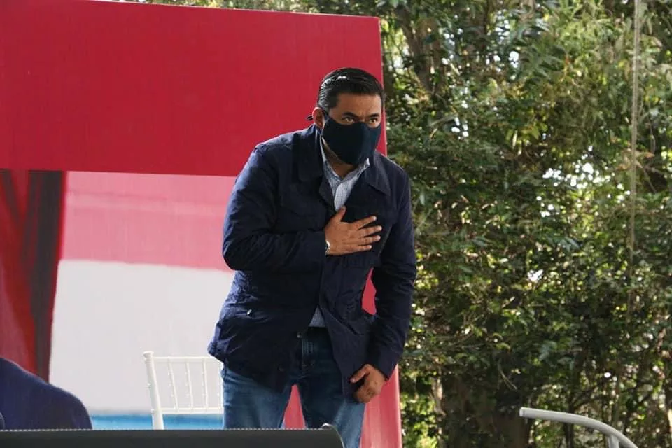 11E2B57D-F46F-4B32-9587-2B29BAE07749