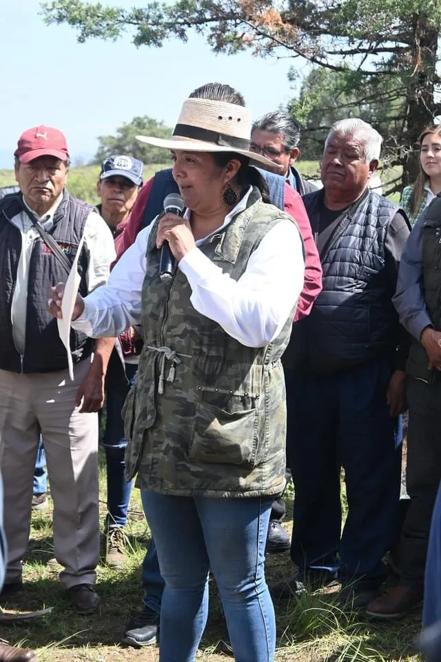 D0E4F119-AEA6-4A94-A324-8D5C6250A966