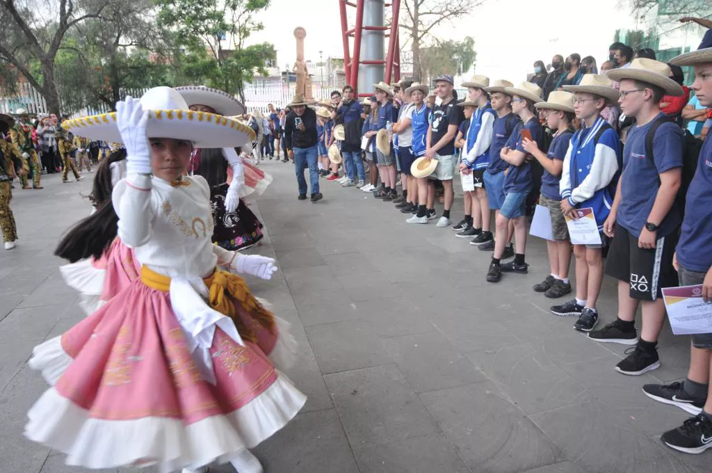 7AC2511D-BD4E-4EE5-B95D-8815A2B5512B