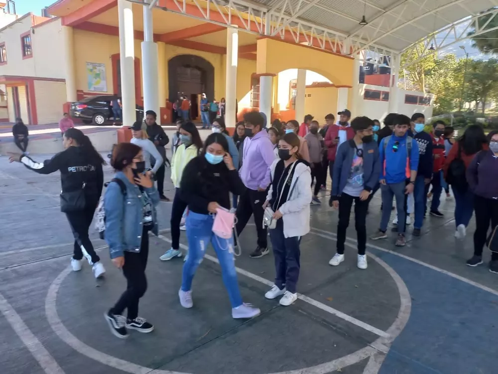 0081E465-88CD-4AC9-8360-2827702D082E