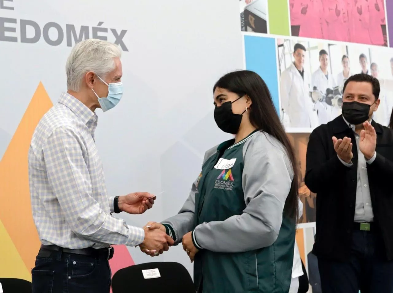 D3978DB8-43CF-4AF2-9A99-FB30DC297F98