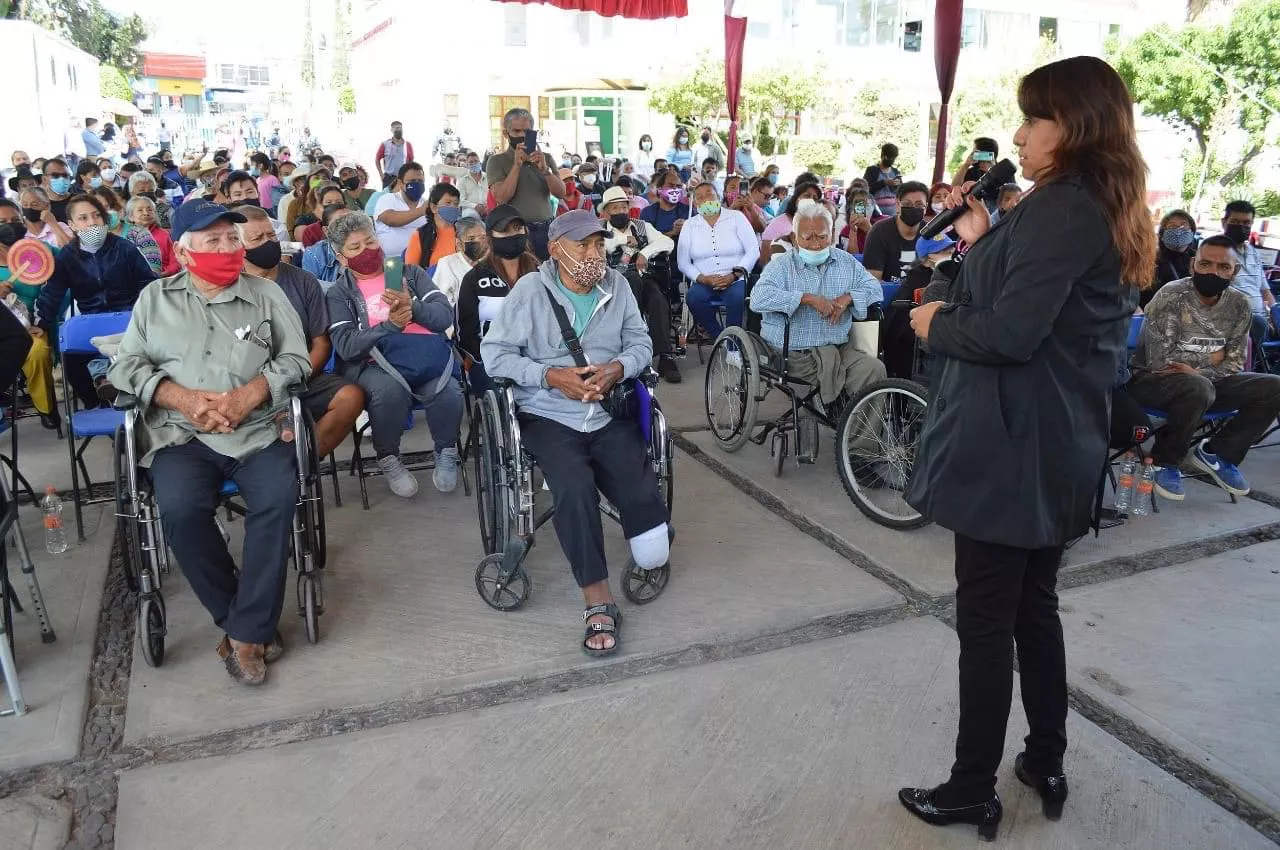 7C40F8E3-9420-4D10-BBAC-4740C133E329