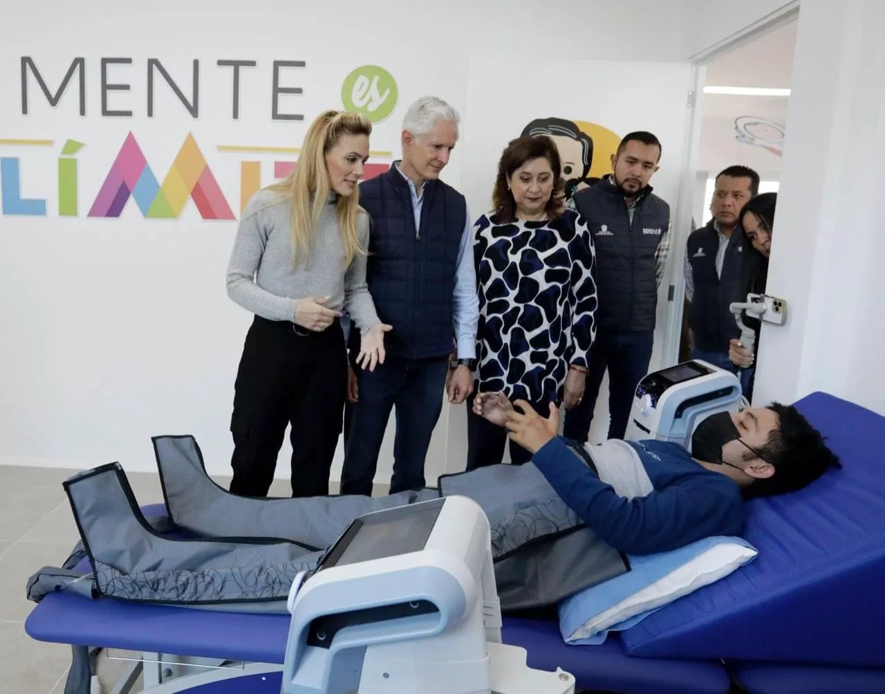 8BBE6423-82DA-4FDF-9041-96BECB62D918