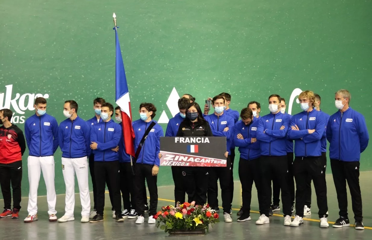 3FCF3FEE-A610-41DF-8B1D-3B68D5226F83