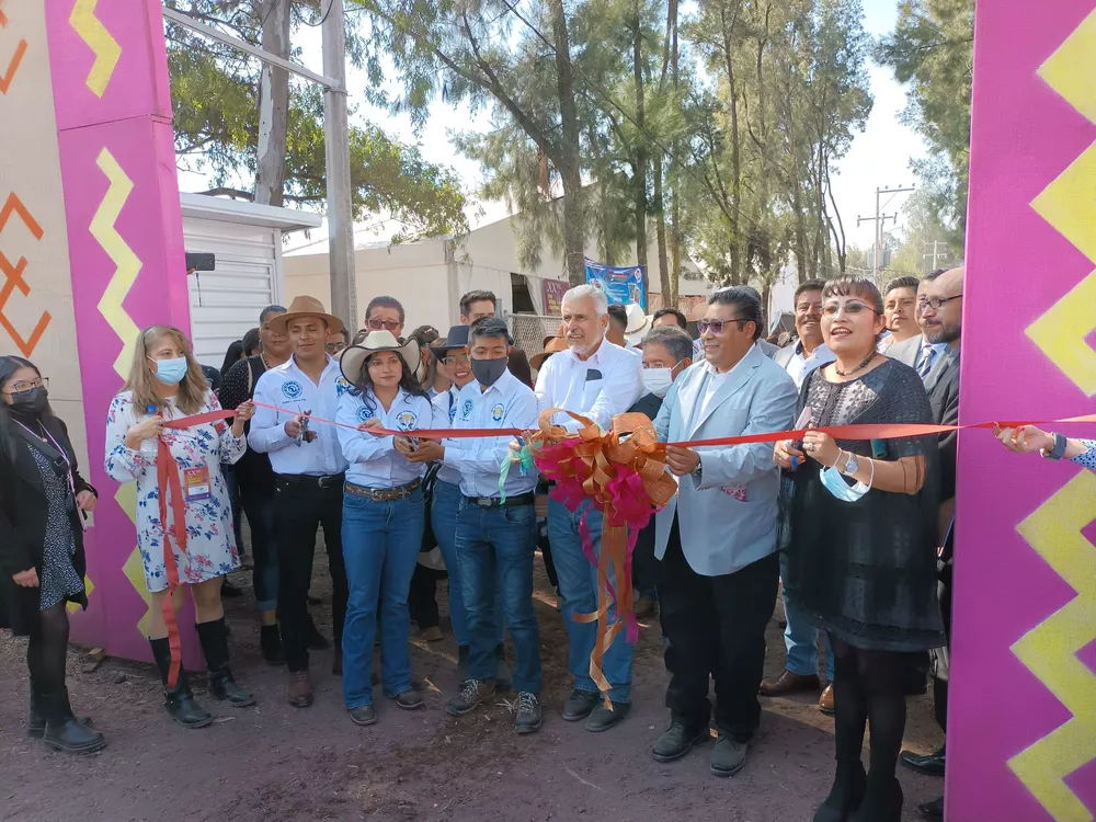 B2FC3C72-223F-4CE3-ADEA-8F4AF7A40140