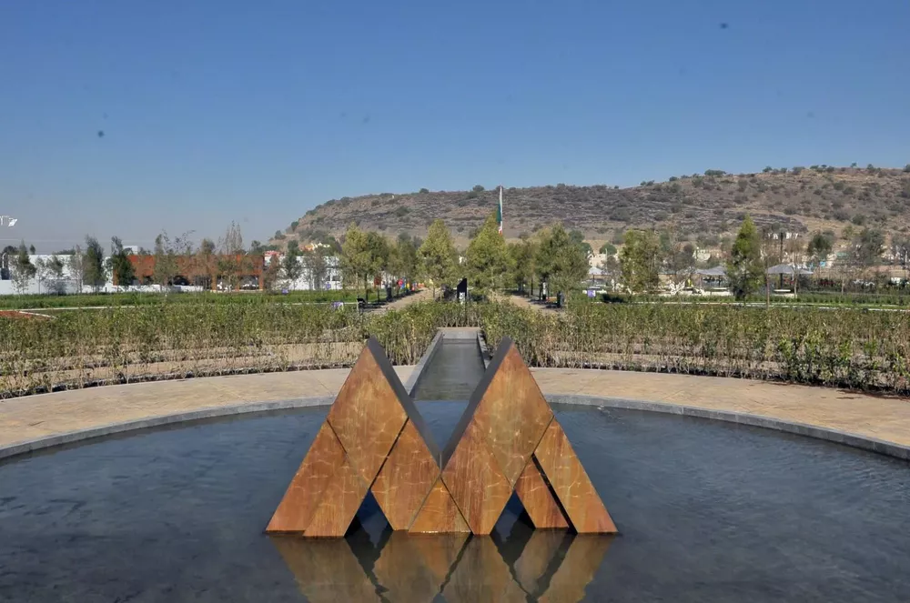 CA161A54-6F69-45B2-BFFC-FBA33BD4060A