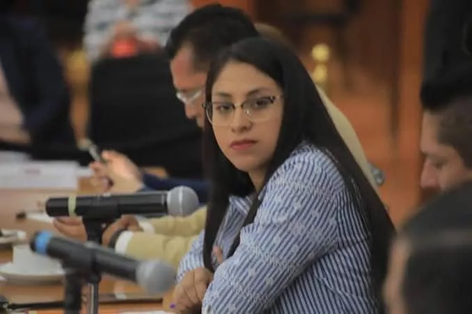 41987A15-6FFD-4E73-9C21-CFF6134DDF5F