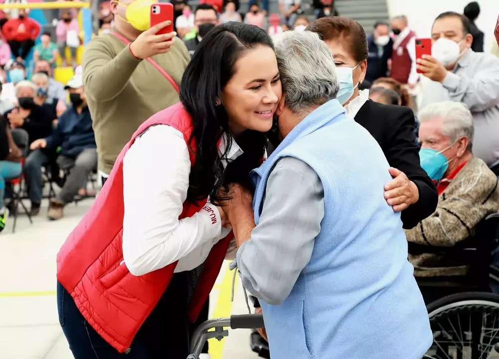 5FA65C1C-F311-42E7-A5FA-0A444E33D8CD