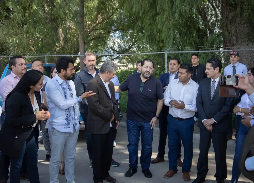 3378ABD9-735C-4499-B5E6-6B3E68C04CAC