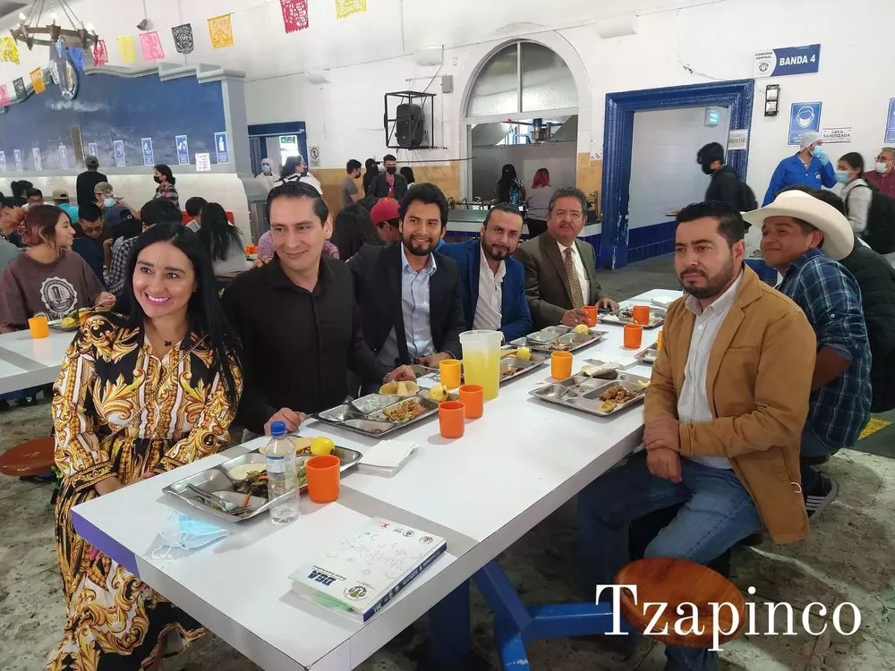 71ED19DC-3086-4F23-8A8E-7AE519EFC6FD