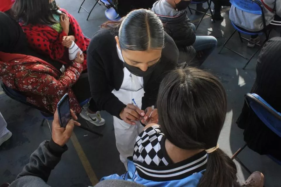 A2F3185F-5D4B-4EB9-AF81-6A597EF79BDF