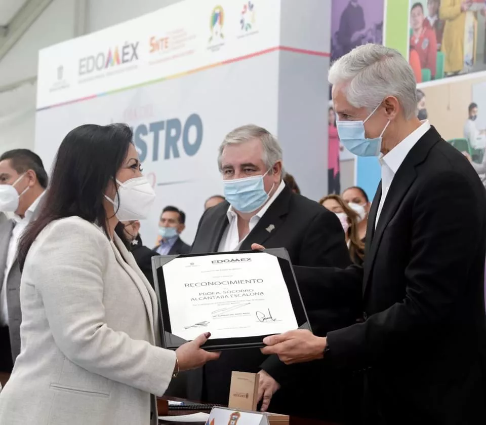 56D5EC52-1EE6-4FE2-B364-99E93FE1FC31