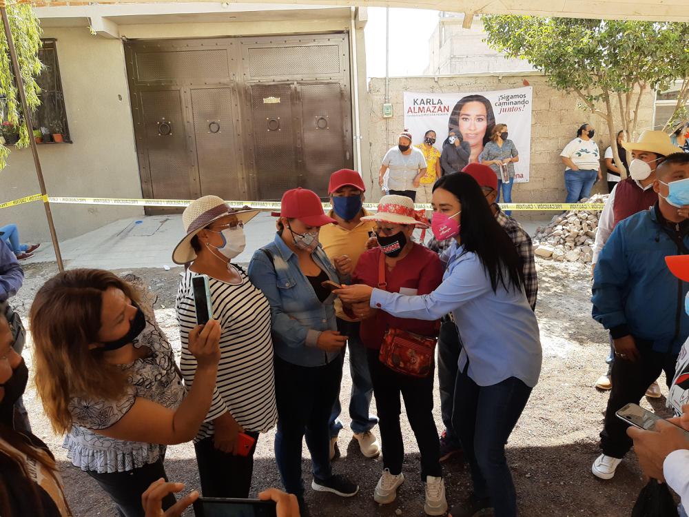 B73EB879-CD95-4571-933D-14DD660FDF17