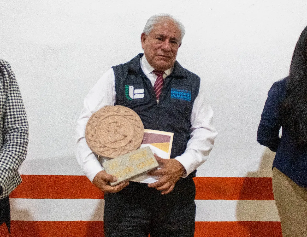 ECAB9616-BDA6-4E66-8E58-2C4E062F805F