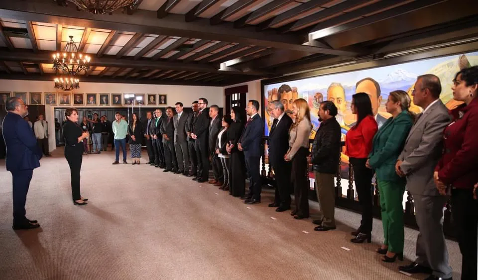 054B6FEA-48D4-4417-8745-968601750CA6