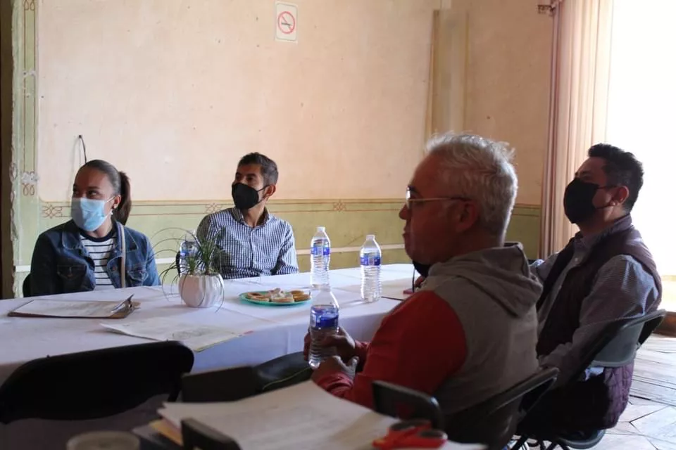 5887D9C7-C828-49DE-967D-4BF997B6FAA2