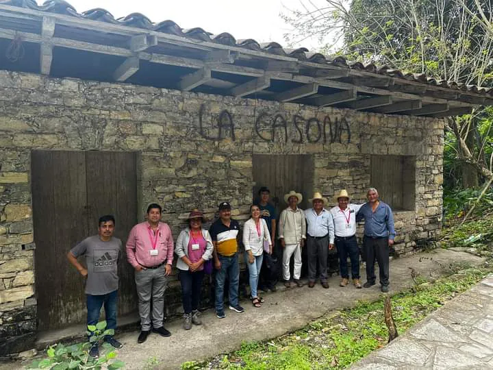 facebook_1713099766811_7185261204338494141