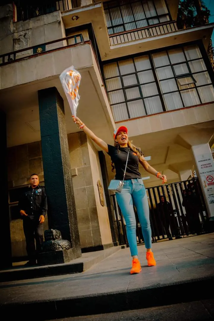 facebook_1714739704616_7192139602031075461