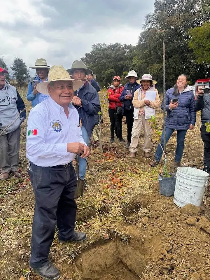 facebook_1740058796150_7298335568927288290