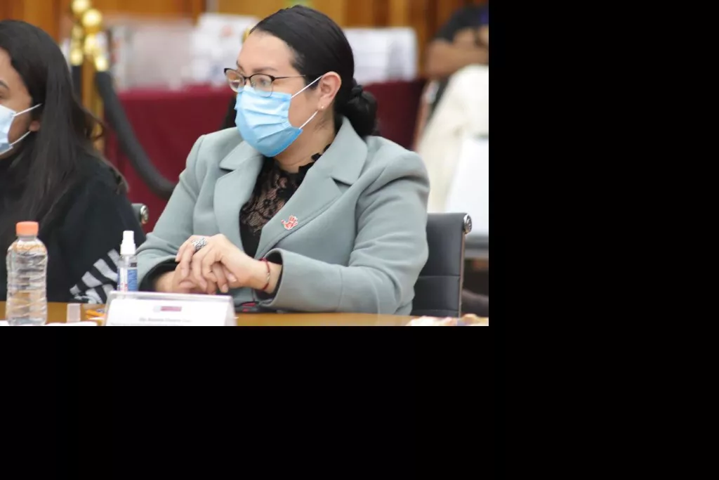 9400EAAA-9BD6-478E-B27B-4D476A466A0E