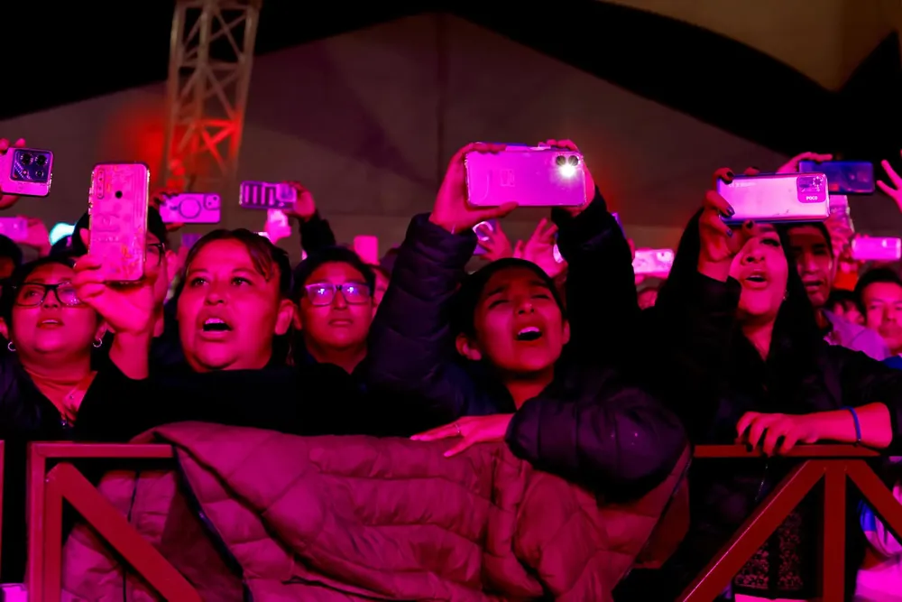 facebook_1759575726307_7380195507153561015