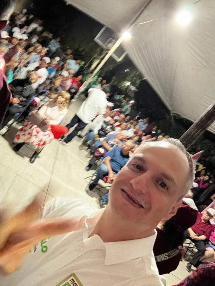 facebook_1715785306759_7196525175283667618