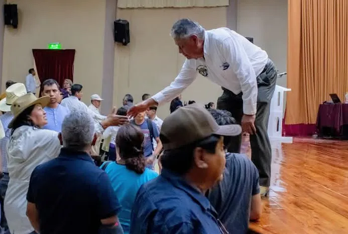 facebook_1739212329238_7294785229375385937