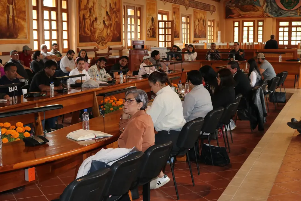 facebook_1760771356696_7385210344478482269