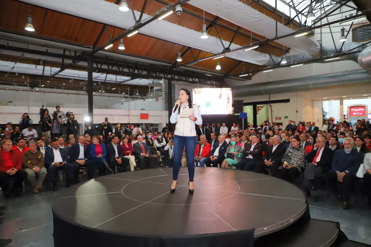 7D27A1FF-4ADD-4629-930C-EA25C5166C96