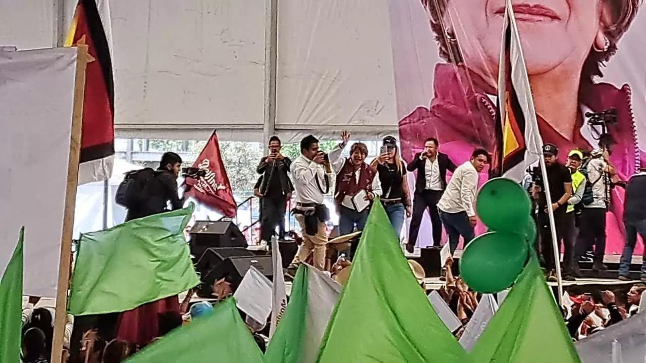 B00B10AD-ACE1-41F1-A2C7-C6A806EBD4D0